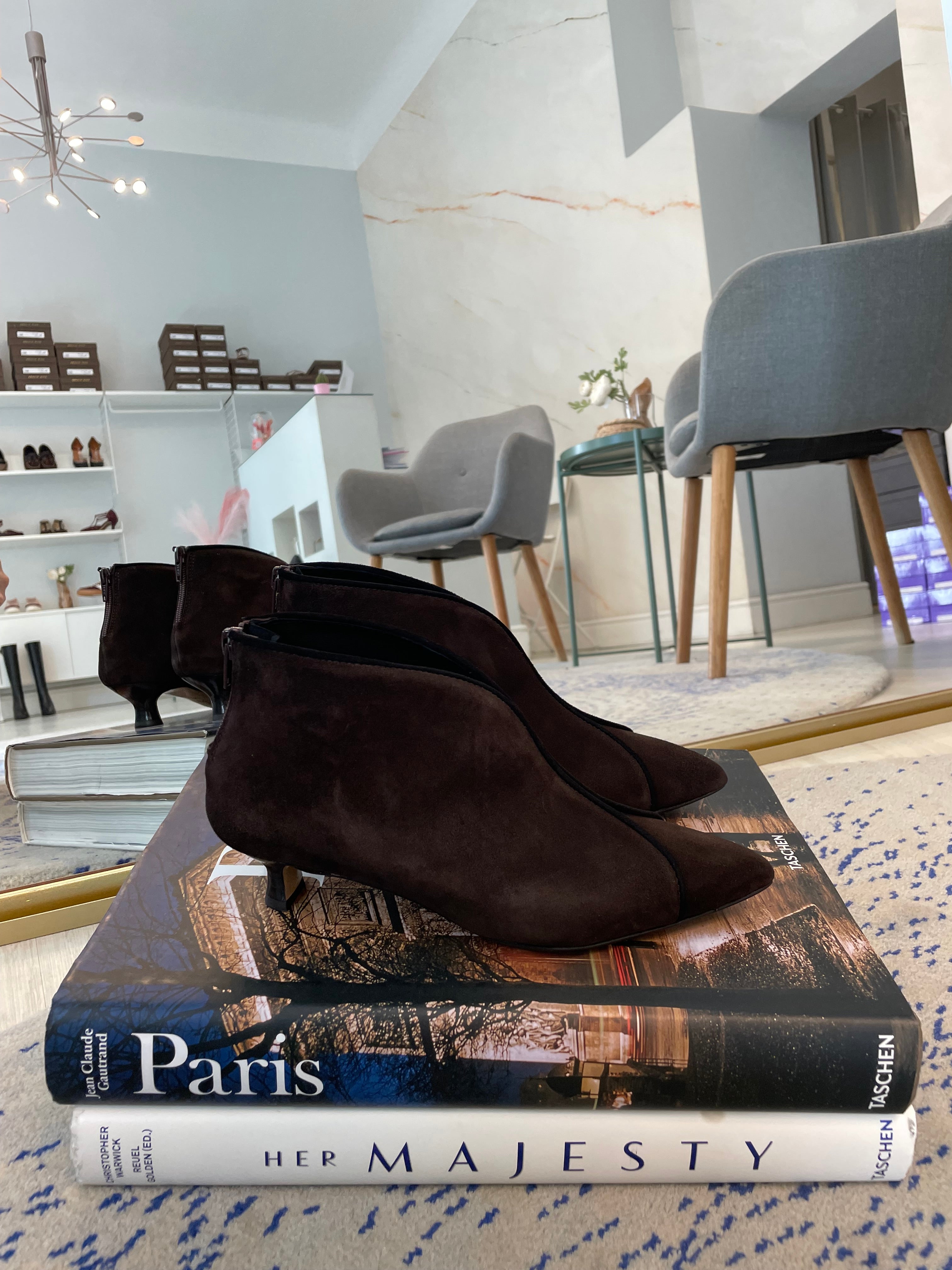 L’Arianna stivaletto scollato - suede