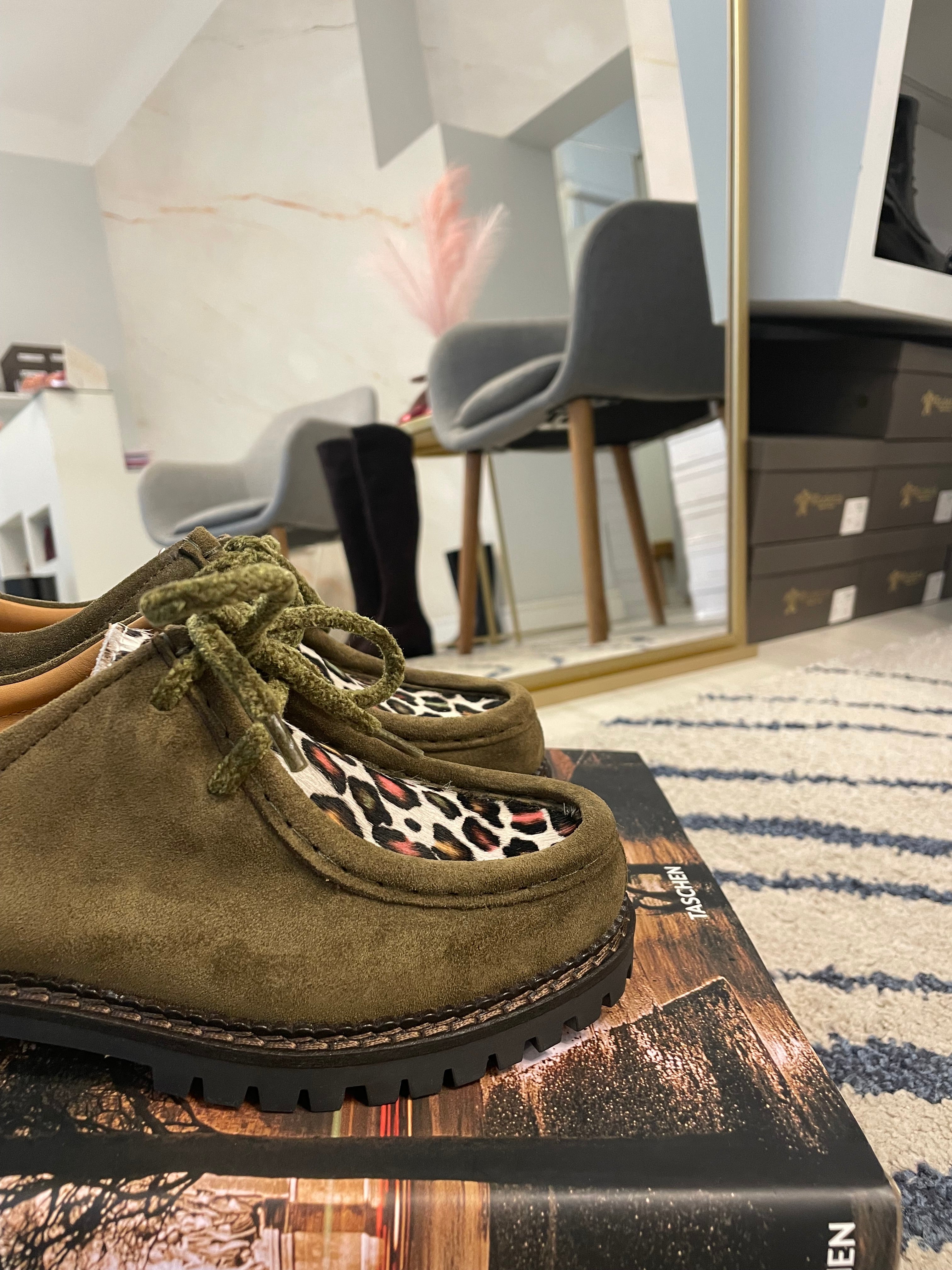 Stringata - suede e cavallino