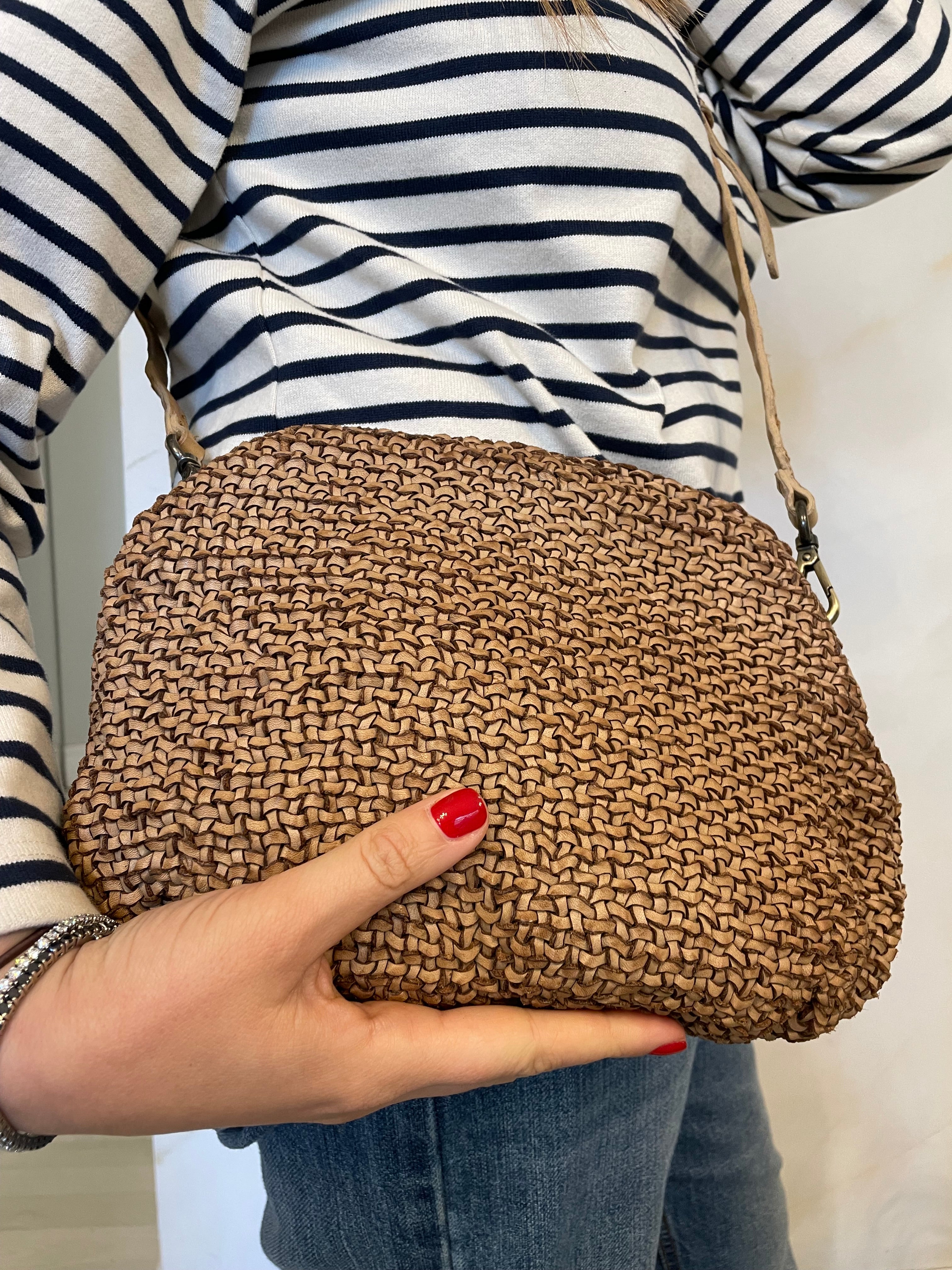 Pouch intrecciata