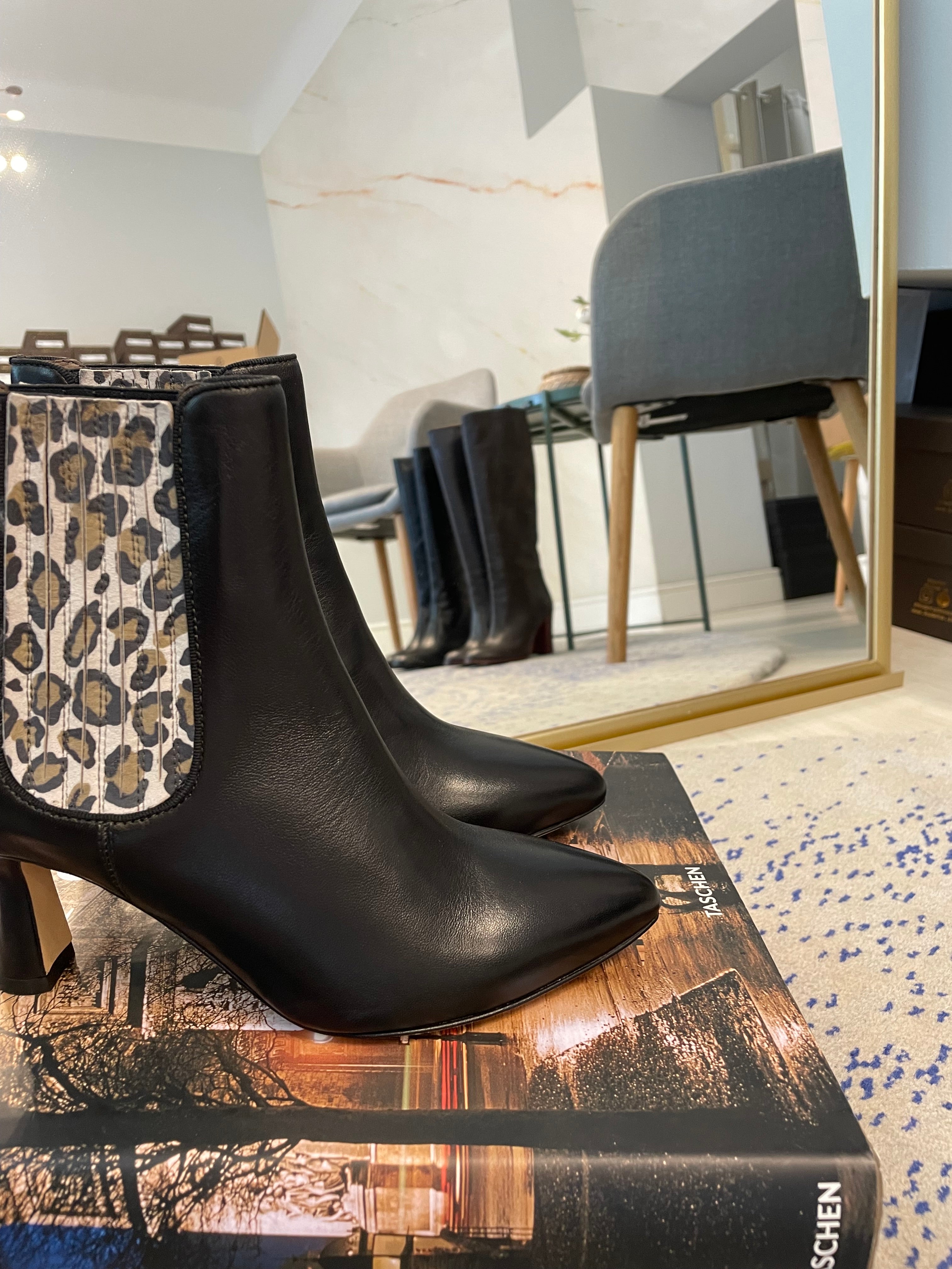 Stivaletto nero - leo