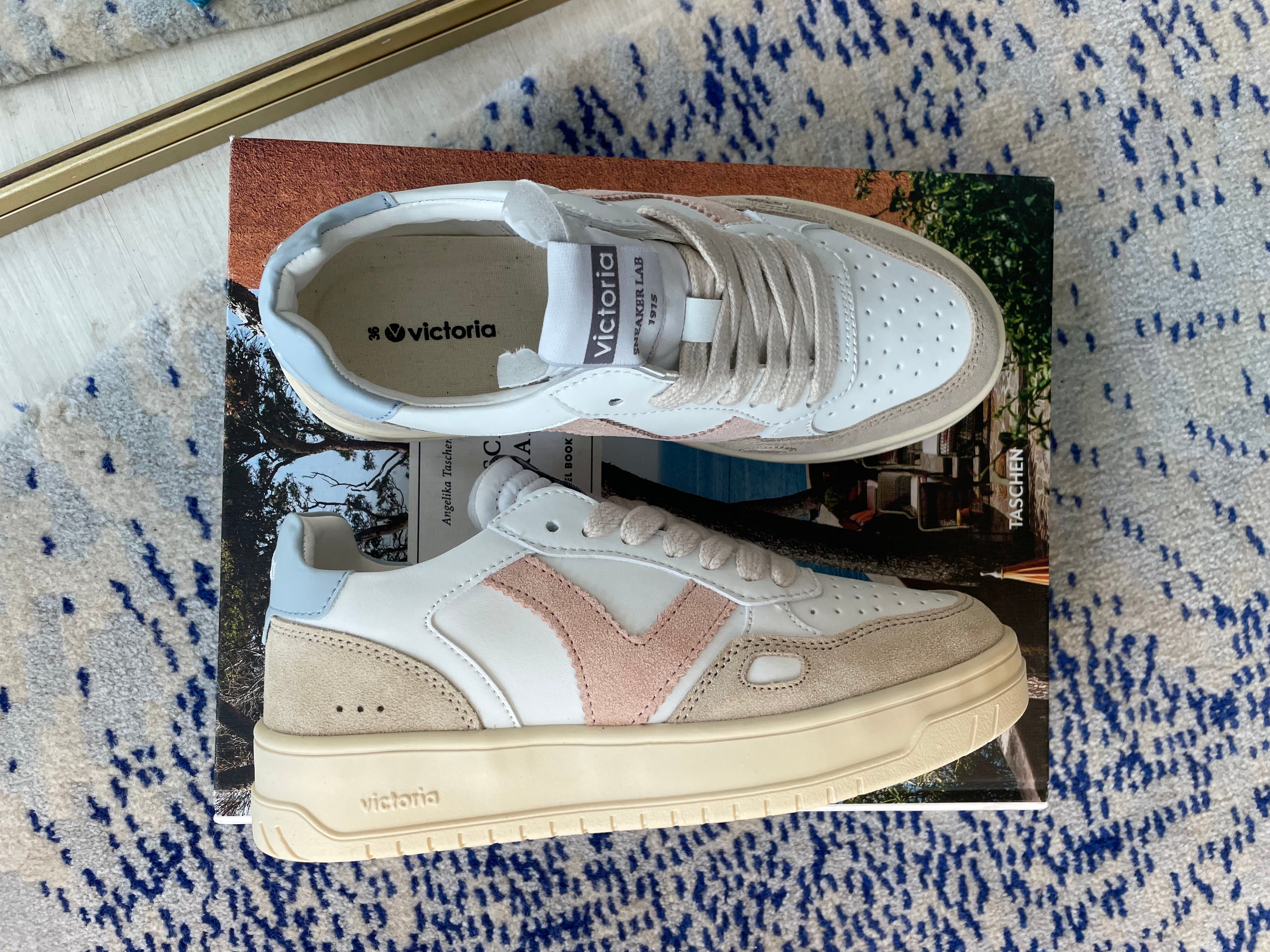 Sneakers Victoria - suola doppia
