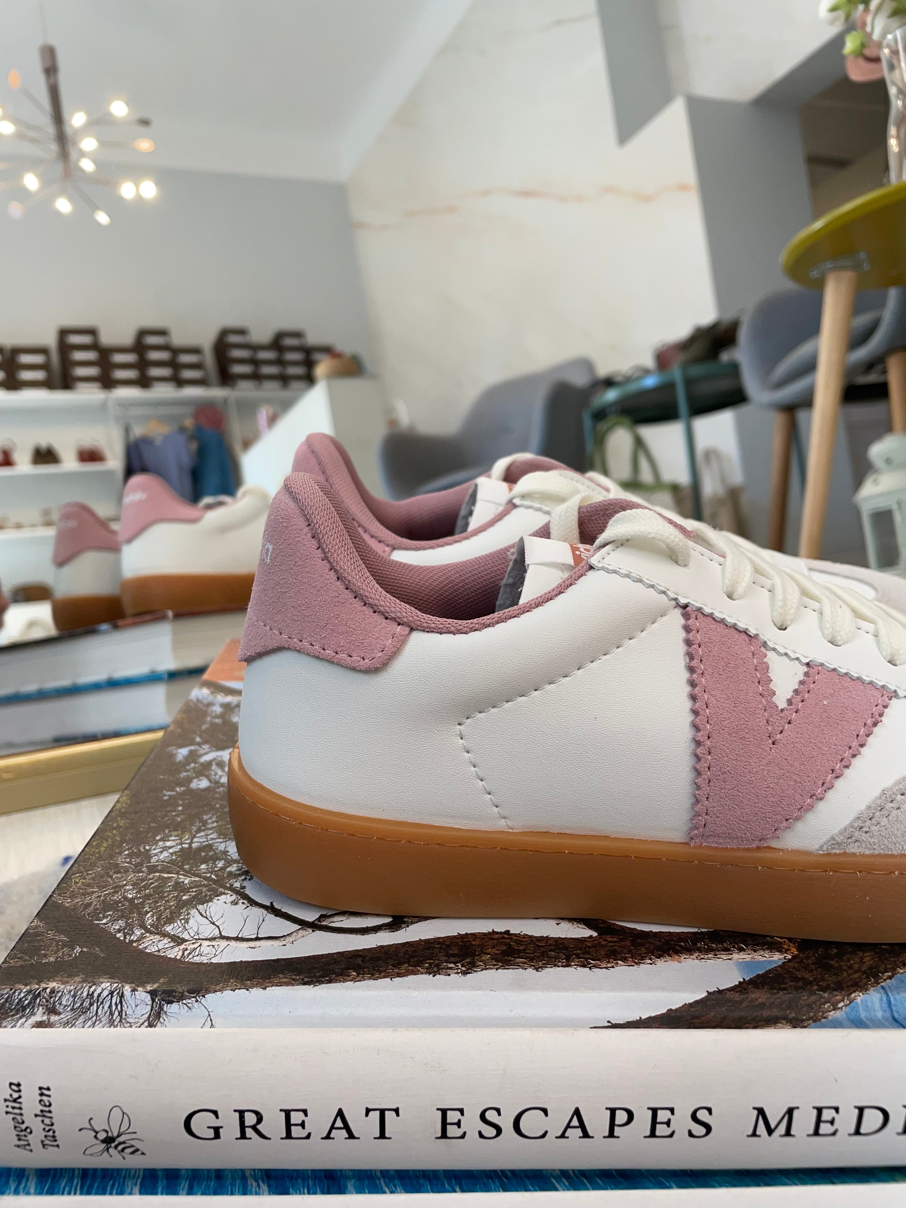 Sneakers Victoria - suola a contrasto