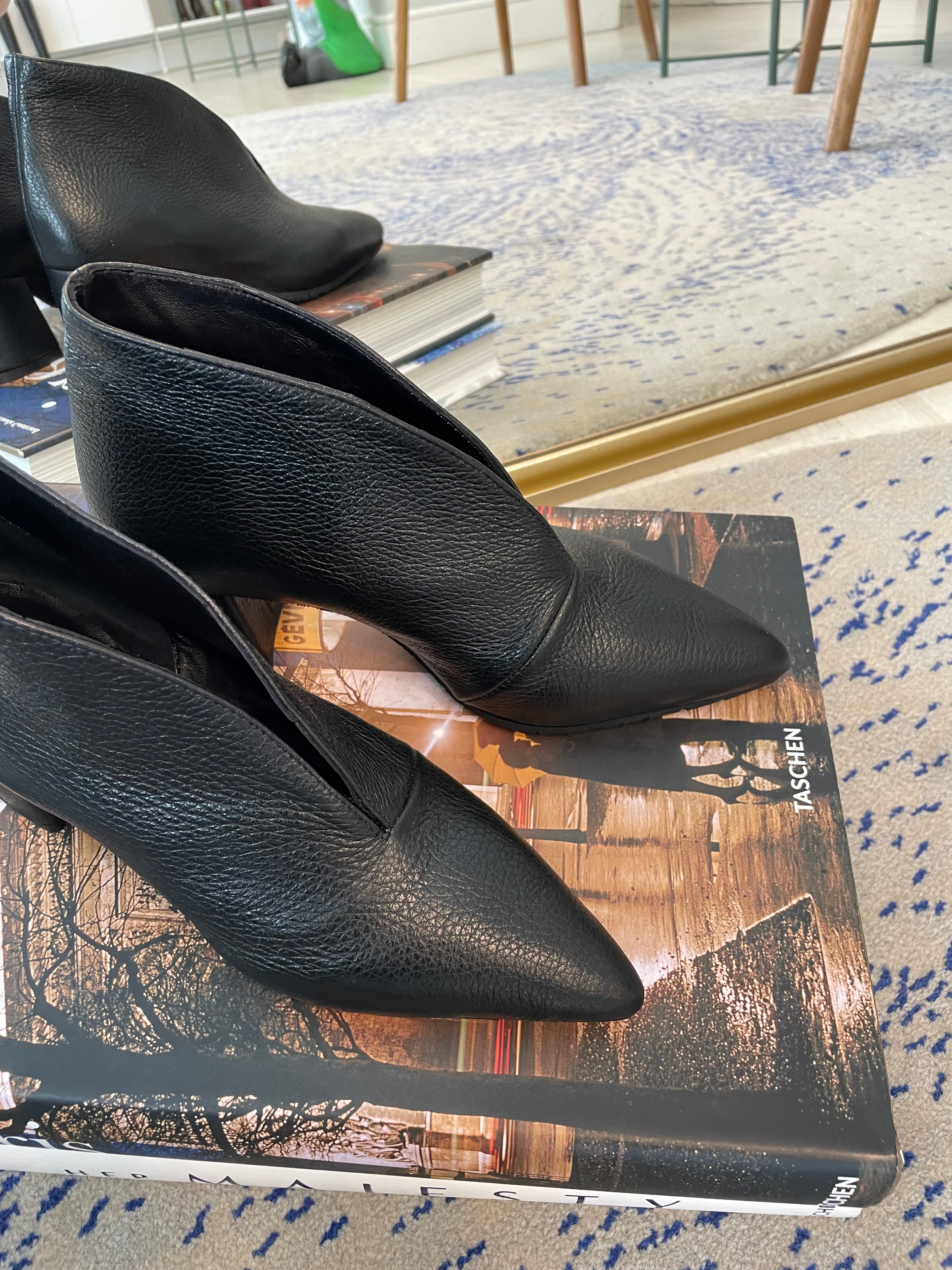 L’Arianna stivaletto scollato - pelle