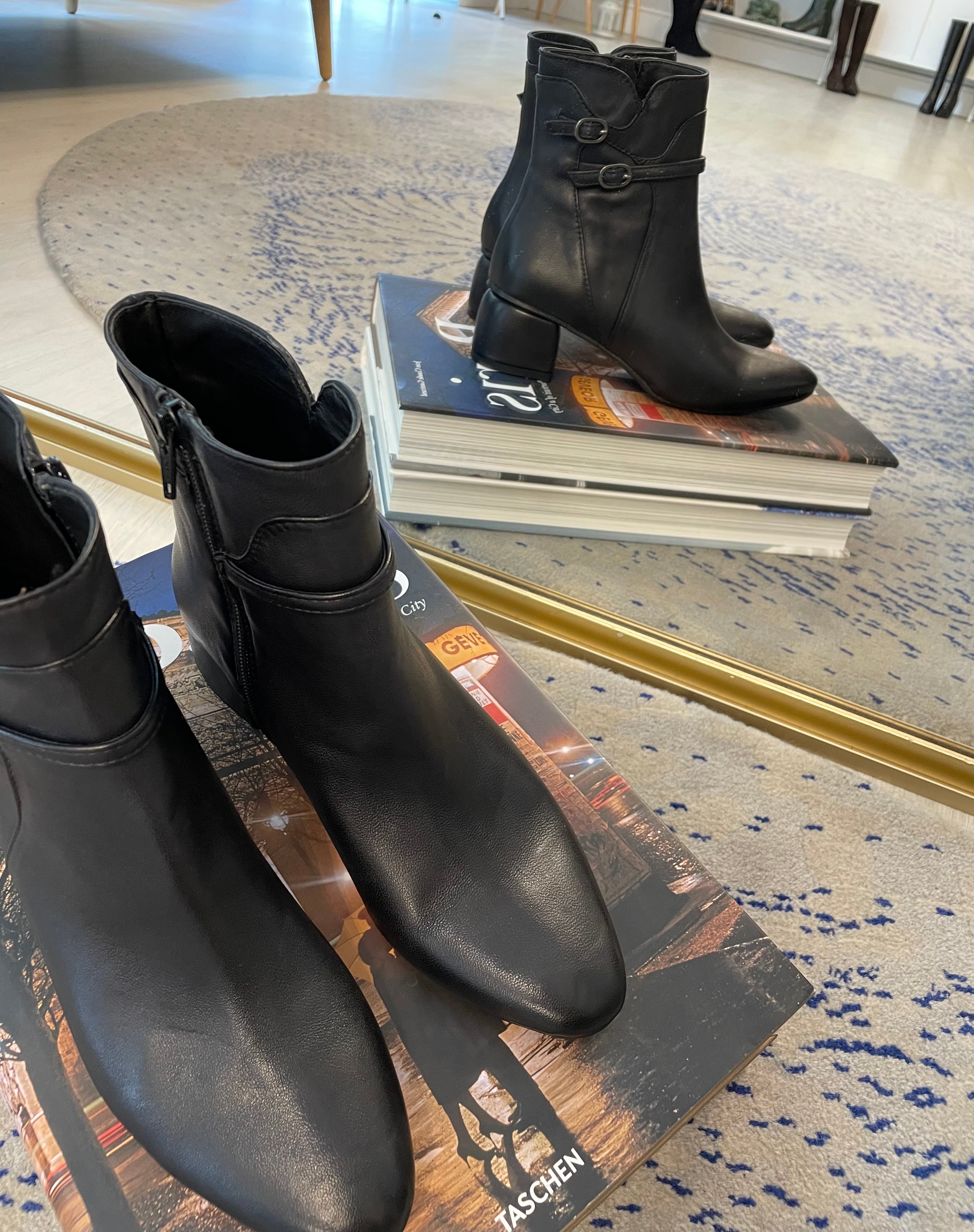 Kudetà stivaletto - cinturini