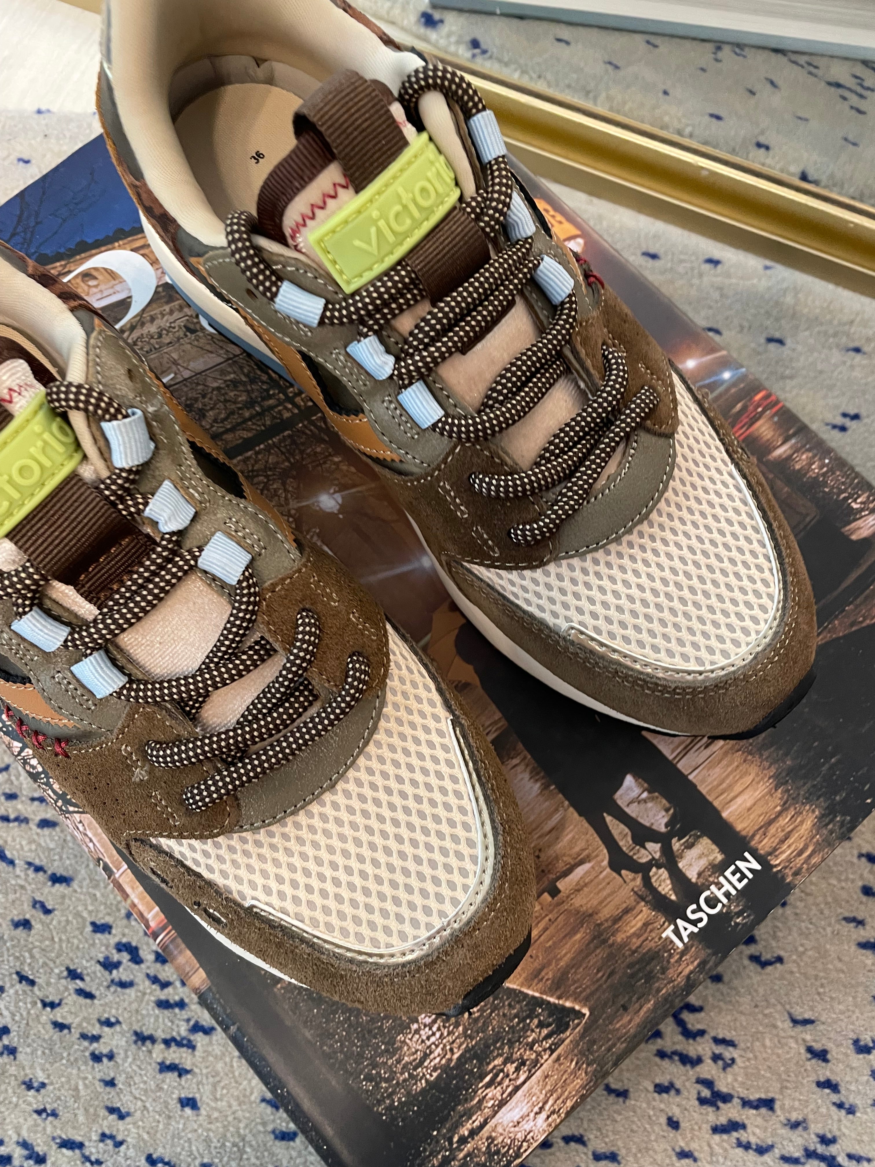 Sneakers Victoria - leo